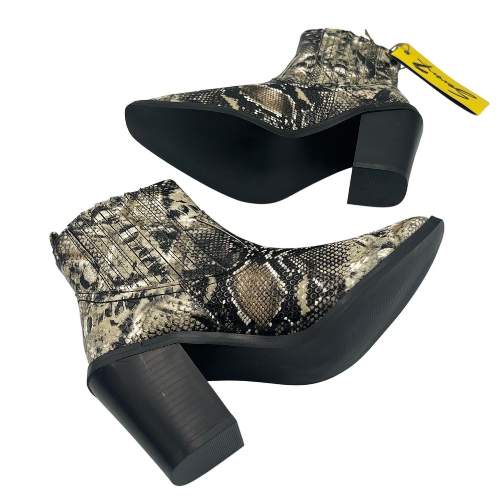 NWT Seven7 Eve Boot Snakeskin Print Ankle Boots Block Heel Size 6.5 festival